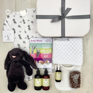 mum and bub deluxe | sweet arrivals baby hampers