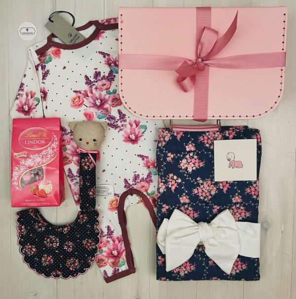 Fashionista | sweet arrivals baby hampers