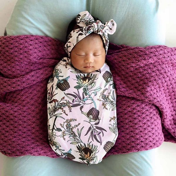 snuggle hunny swaddle set banksia | sweet arrivals baby hampers